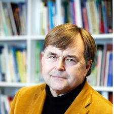 dr. Cor Oosterwijk